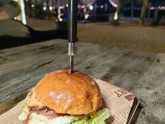 慢煮手撕猪肩肉嫩堡-精酿农场Brew Farm·沙漠绿洲餐厅