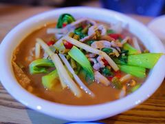 -牛八宝桂林米粉(八里庄店)