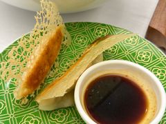 -品海楼·大连海胆锅贴馆(东港店)