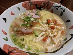 金桂花雕鸡汤面-千金一碗·宝岛一村(韩国街店)