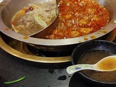-沸炉重庆老火锅(军事博物馆店)