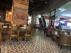 大堂-星巴克臻选(湛江鼎盛广场店)