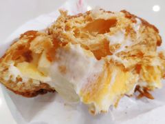 肉松咸蛋黄流心泡芙-西树泡芙(湛江万达店)