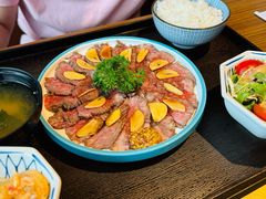 -炼火烤肉店