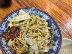 -叶新小吃店(来凤小区总店)