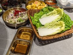 -草家酱蟹炭火烤肉店(珲春南路一店)