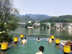 -海兰云天度假区温泉