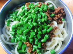 素椒杂酱面-左撇子私房面