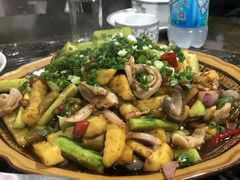 -廖哥泡椒兔(峨眉店)