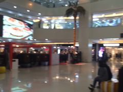 -鸿通城购物中心