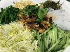 -老码头黑皮肘子锅包肉(赣水路店)