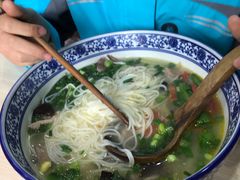 酸萝卜鸡汁饭-嗨小卤米线铺(科园一街店)