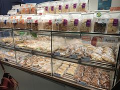 面包甜点陈列柜-BreadTalk面包新语·烘焙蛋糕(领展购物广场店)