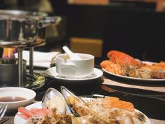 -大中华希尔顿酒店-念自助餐·嗨啤·小龙虾