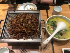 贝勒烤肉-四季民福烤鸭店(前门廊房二条店)