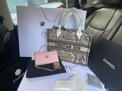 -CHANEL(恒隆广场店)