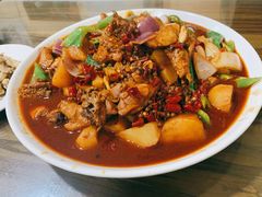 新疆大盘鸡-新疆大盘鸡·十八年老店