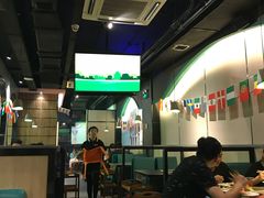 -佰人王串串香火锅(洋珠巷店)