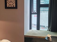 -万泊酒店(长沙五一广场国金中心店)