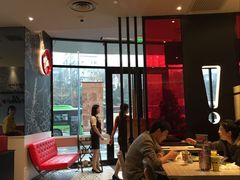 -必胜客(大坪英利店)