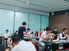 大堂-麦当劳(北京大兴机场二层国内到达(安检外)店)