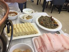 -常赢三兄弟·清真涮肉·清真炒菜(朝阳新城店)
