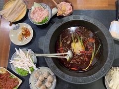 -重庆故事姊妹老火锅(财经学院店)