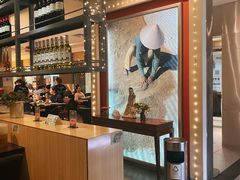 -大头虾越式风味餐厅(光明广场店)