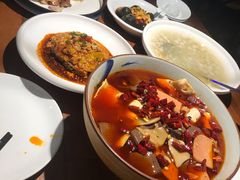 -外婆私房菜(新亚百货店)