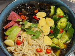 -马路牙子烧烤音乐酒馆(望京店)