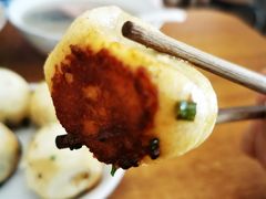 -老字号眼镜子煎包汤包店