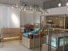 -顶东面包花园·生日蛋糕(世博店)