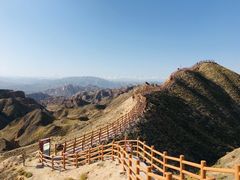 -冰沟丹霞旅游景区