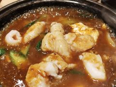 -囍筷乐喜辣屋小鸡小鱼石锅煲(万达店)