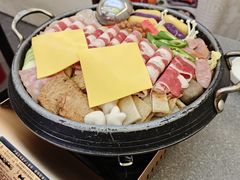 -豚妈妈汤饭·部队锅(南京东路店)