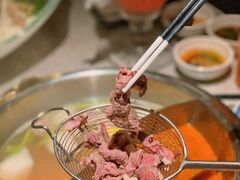 -左庭右院鲜牛肉火锅(金山万达店)