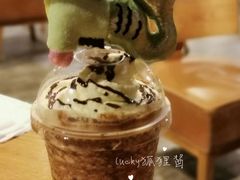 可可摩卡碎片星冰乐-星巴克(美丽华花园店)