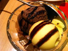 双球冰淇淋-必胜客(百联又一城店)