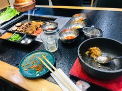 -臻牛烤肉