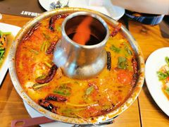 -Chom Cafe and Restaurant