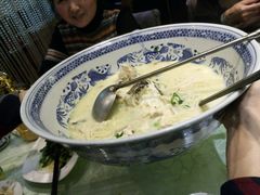 -南京金牛湖巨碗鱼头