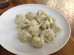 -溢香专业制作饺子云吞(莲花二村店)