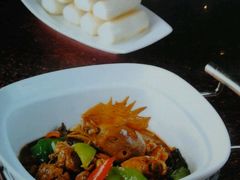 灵岩寺小炒鸡-鹊华居·地道鲁菜·海鲜·融合味(大明湖店)