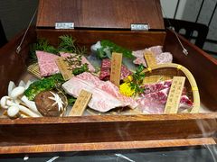 -山川小町·极番烧肉(新地假日广场店)