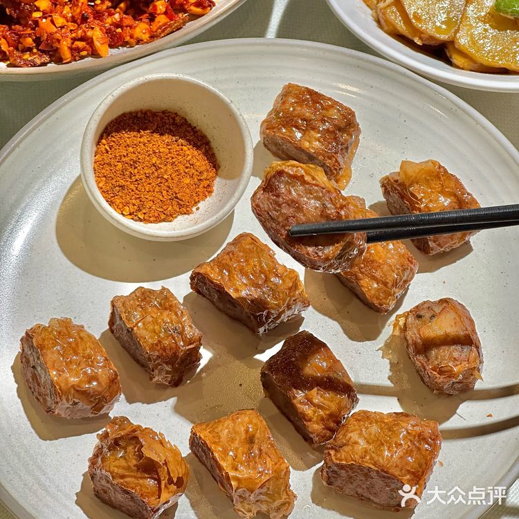 在长沙！真的喜欢这种精致湘菜馆！