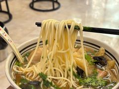 -小马牛肉面·牛骨熬制(南京博物院店)