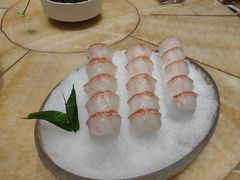 -海鲨湾海鲜会馆(百家湖1912店)