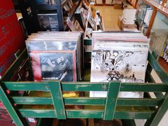 -麦田书店(国防路店)