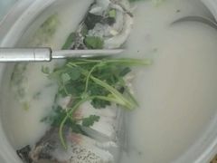 -天乐农家鱼头王(天目湖店)