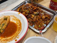 -郑记•不夜城烧烤•龙虾•虾蟹(黄鹤楼店)
